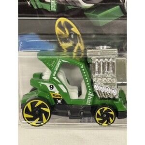 2021 Hot Wheels Mattel Tee’d off 2 HW Sports Special Edition 2/5 Golf 9 Green